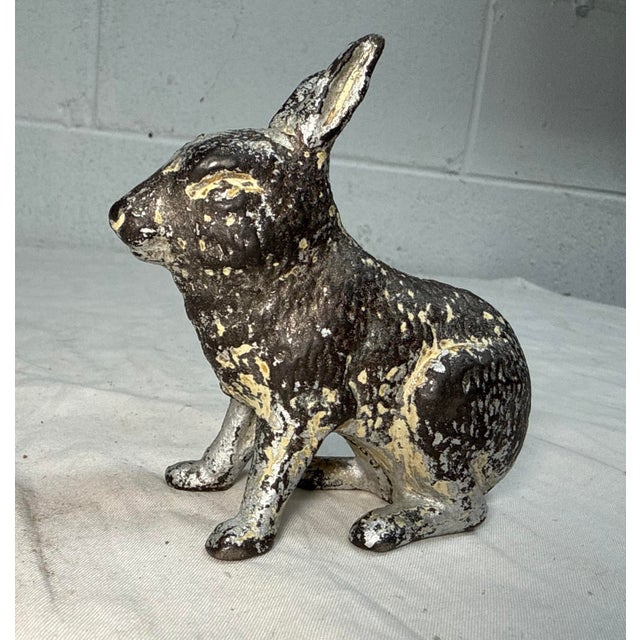 American Antique 1920's Cast Iron Bunny Rabbit Animal Still Coin Bank – A.c. Williams For Sale - Image 3 of 9