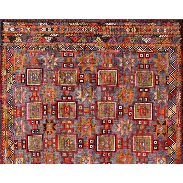 Early 20th Century Vibrant Vintage Turkish Tribal Kilim Rug With Geometric Shapes For Sale - Image 5 of 9