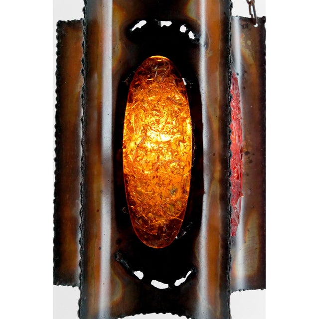 Suspension Light in Patinated Copper and Multicolored Fractal Resin Medallions attributed to Accolay, 1970 For Sale - Image 12 of 15