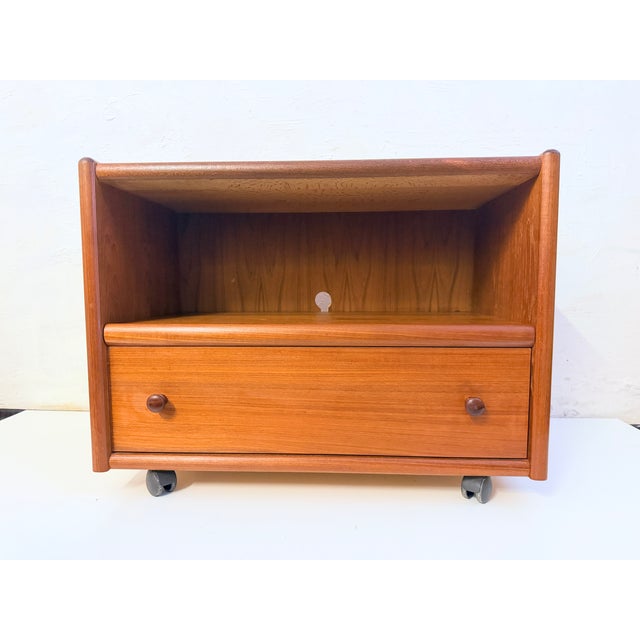 Brown Vintage Danish Teak Record Trolley, 1960s For Sale - Image 8 of 11