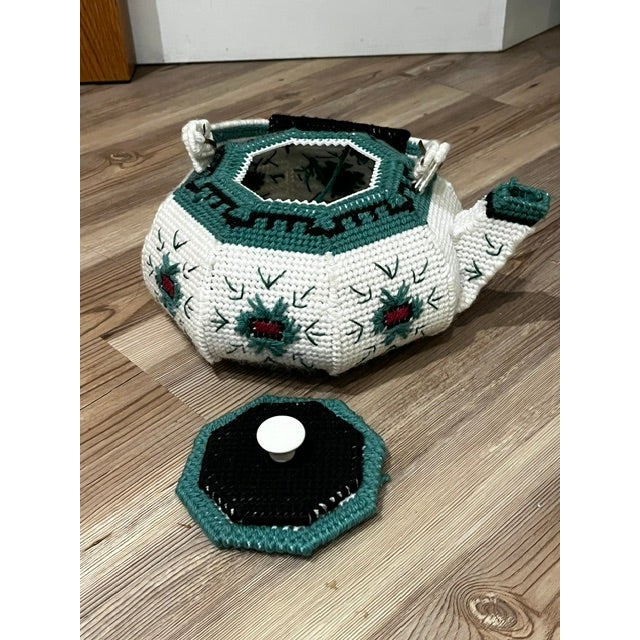Vintage crochet teapot cozy. mCM, cottage-core.