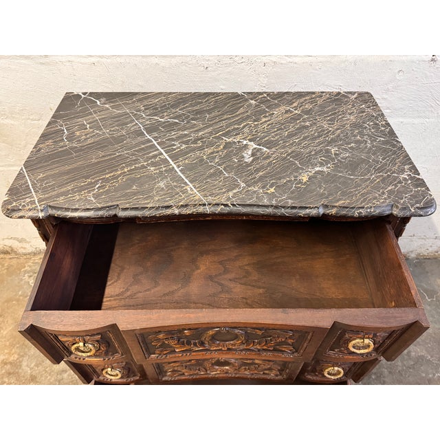 1900 - 1909 1900s Antique French Louis XVI Style Carved Oak Marble Top Commode For Sale - Image 5 of 12