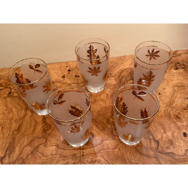 1970s Libbey Gold Leaf Frosted & Golden Drinking Glasses 12 Oz 5 1/4” MCM VTG - Set of 5 For Sale - Image 12 of 12
