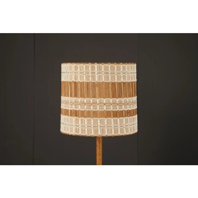 Mid-Century Modern Maria Kipp Handwoven Lampshade With Ivory Plaid Bands Over Natural Raffia, 1960s For Sale - Image 3 of 8