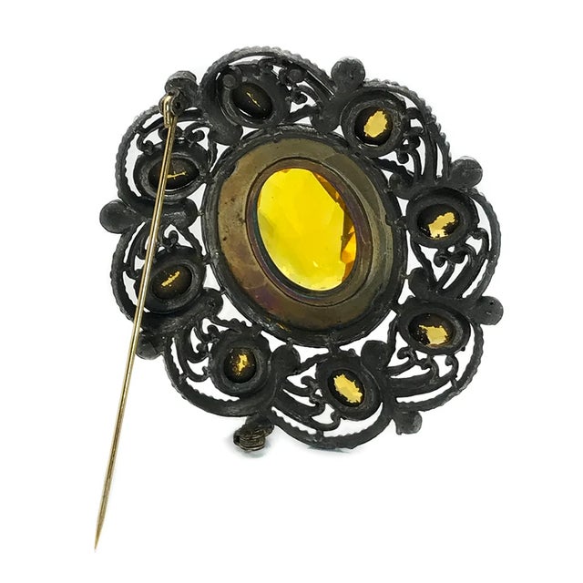 1930s Goldenrod and Peridot Color Large Brooch For Sale - Image 4 of 5