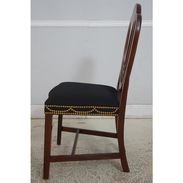 Hepplewhite Set of 6 Baker Inlaid Mahogany Norfolk Hepplewhite Dining Room Chairs For Sale - Image 3 of 18