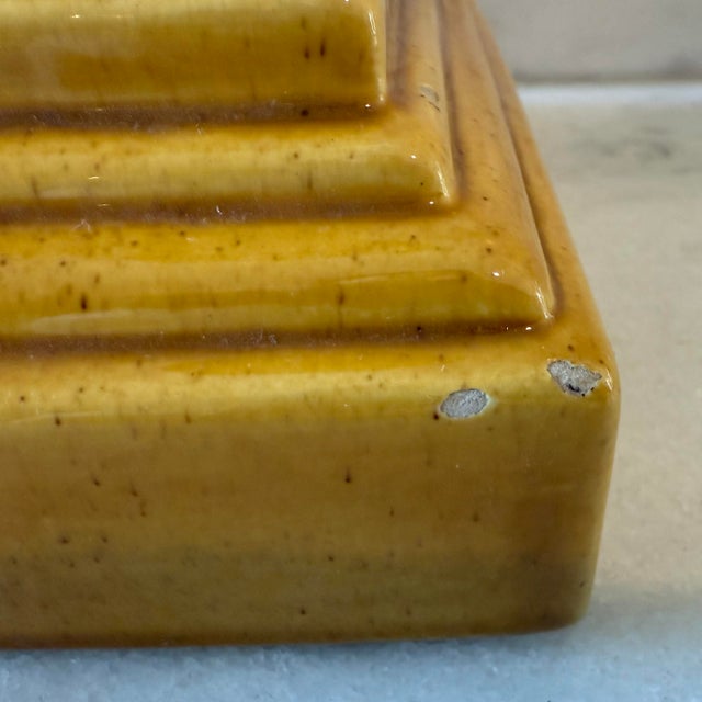 Mustard Mid Century Italian Style Mustard Yellow Ceramic Table Lamp For Sale - Image 8 of 9