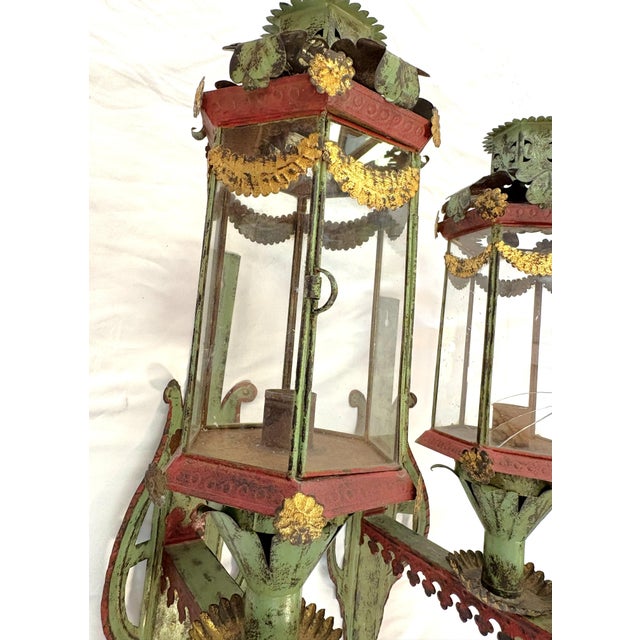 Metal Vintage Italian Venetian Style Painted Tole Wall Sconce Candle Lanterns- A Pair For Sale - Image 7 of 18