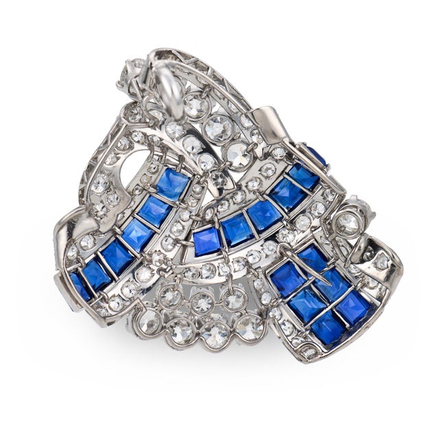 1930s Art Deco 10.00 Carat Diamond Sapphire Platinum Pendant For Sale In Los Angeles - Image 6 of 6