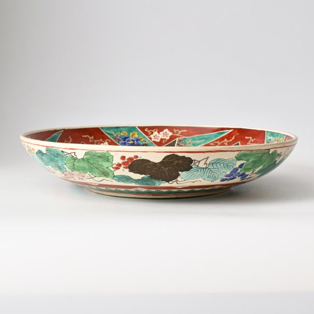 19th Century Large Hand-Pained Japanese Kutani Dish, 1890s For Sale - Image 5 of 14