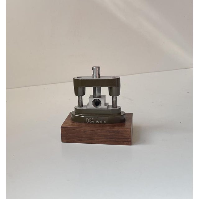 Only made in a very limited amount of time during the 60s and presented as gifts for special customers of the danish tool...