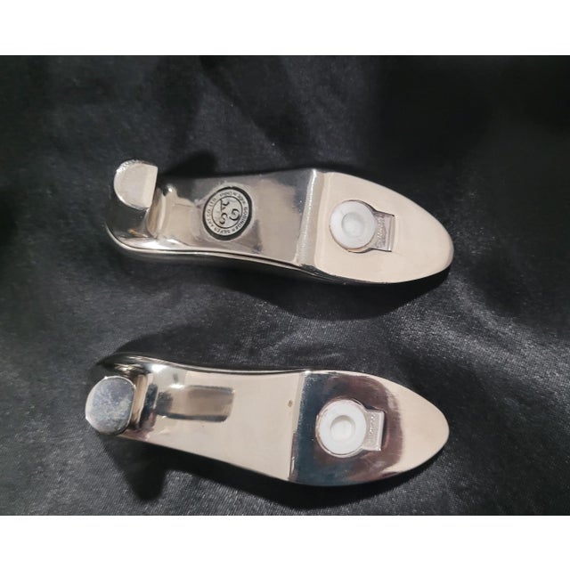 Late 20th Century Godinger Ladies Shoes High Heel Pumps Silver Plated Salt & Pepper Shakers For Sale In Tampa - Image 6 of 10
