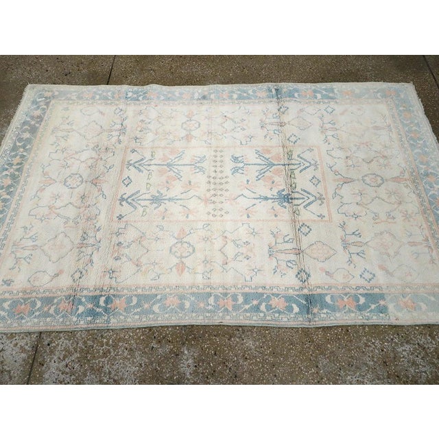 Galerie Shabab Collection Mid-20th Century Indian Cotton Agra Accent Rug For Sale - Image 4 of 8