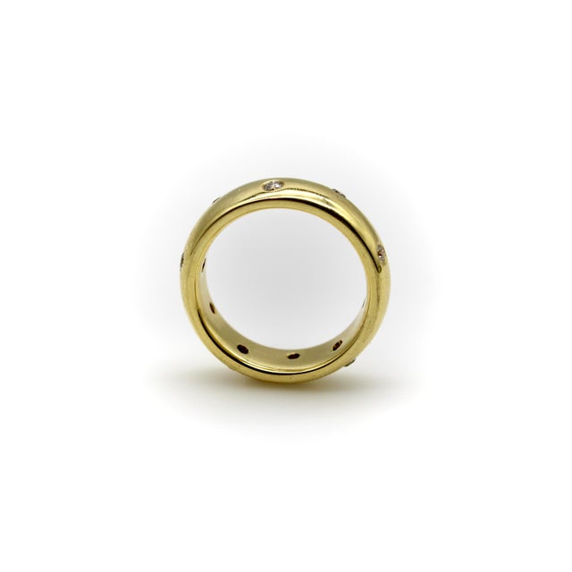 1990s 18k Gold Diamond Etoile Donut Band, Size 8 For Sale - Image 4 of 8