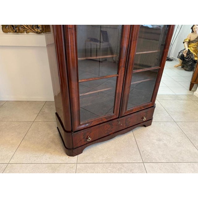 Late Biedermeier Display Cabinet in Mahogany For Sale - Image 15 of 16