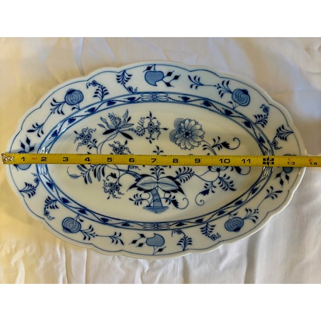 Chinese Meissen Germany 13.75" Blue Onion Pattern Serving Platter For Sale - Image 3 of 6