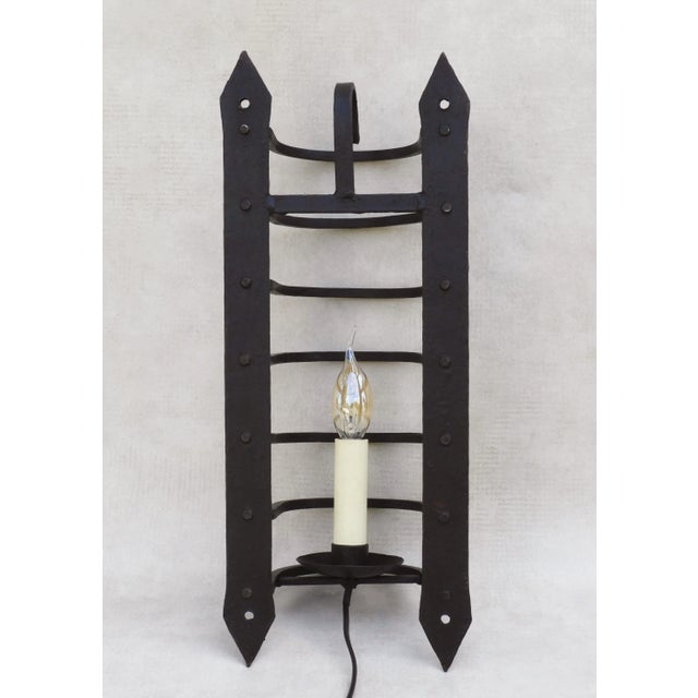 French Wrought Iron Caged Wall Light Sconce, 1900s For Sale - Image 3 of 9