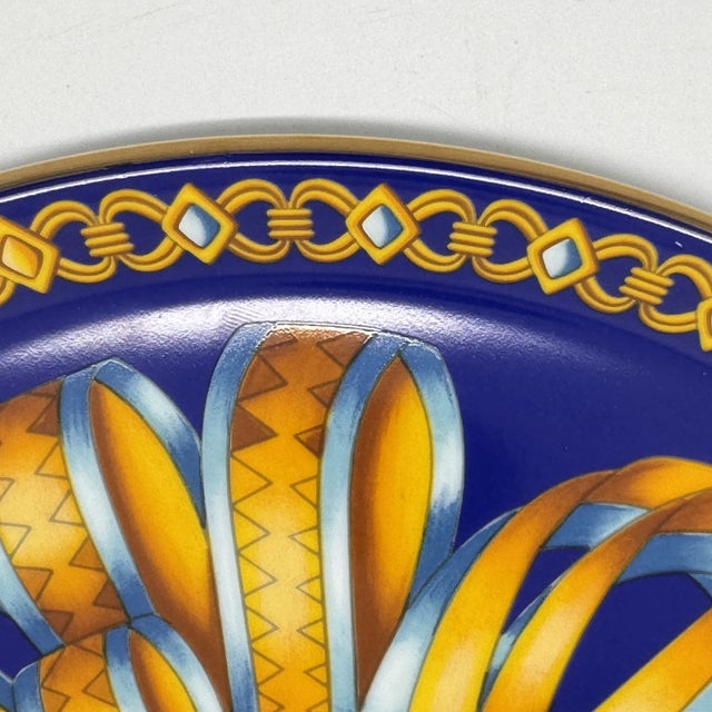 Modern Cocarde de Soie Cake Plate from Hermès, 1980s For Sale - Image 3 of 6