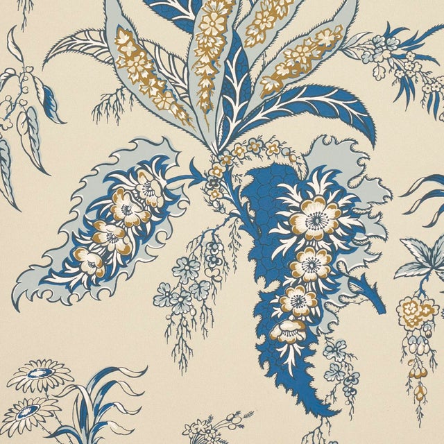 Contemporary SAMPLE - Schumacher Apolline Botanical Wallpaper In Siel & Marine For Sale - Image 3 of 5