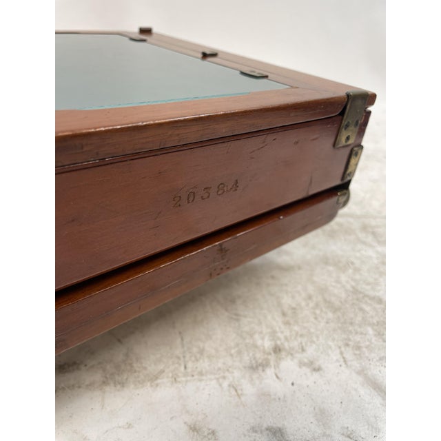 Vintage English Camera, 1930s For Sale - Image 10 of 18