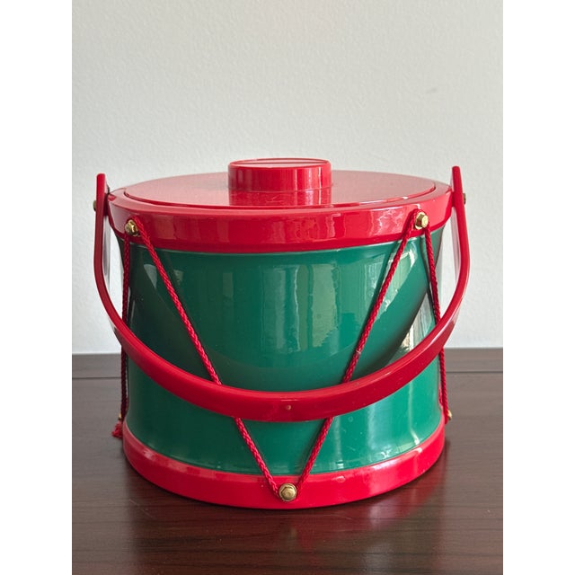 This rare Georges Briard ice bucket in the shape of a drum is delightful for the holiday season. It’s wonderful for anyone...