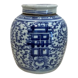 Antique Chinese Blue & White Covered Ginger Jar