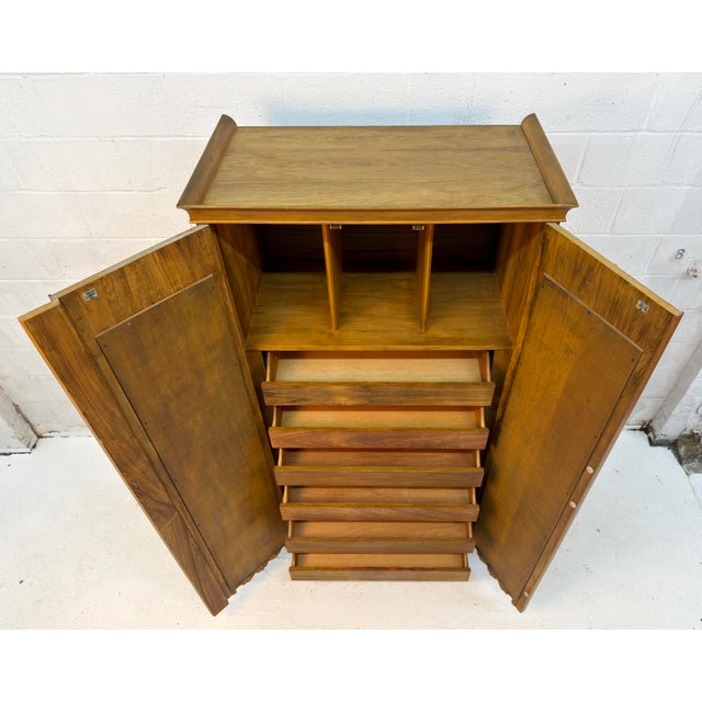 Unique Vintage Two-Door Mid-Century Modern Oak Wardrobe For Sale - Image 11 of 14