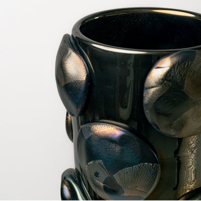 This piece belongs to the exclusive collections of Carlo Colizza, a master glassmaker acclaimed for his large-format...