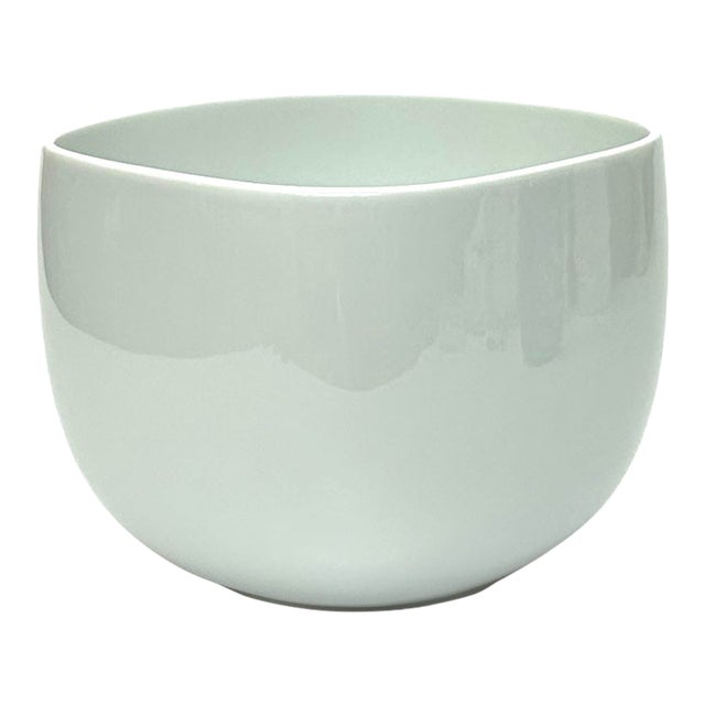 1970s White Porcelain Suomi Serving Bowl by Timo Sarpaneva for Rosenthal Studio-Line For Sale