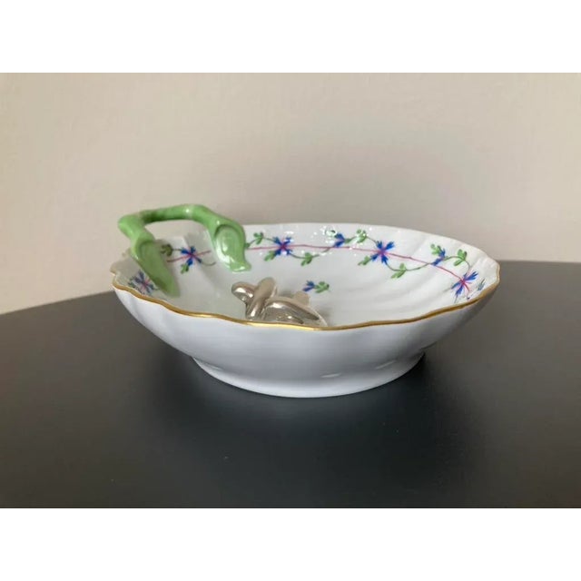 Mid 20th Century Herend Porcelain Jewelry Dish With Handpainted Shell Design For Sale - Image 14 of 18