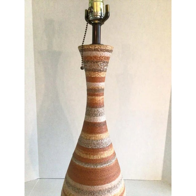 Mid-Century Modern 1960s Mid Century Glazed Ceramic Table Lamp With Wood Base For Sale - Image 3 of 9