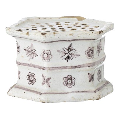 Hexagonal Inkwell in Viana Earthenware, 18th Century For Sale