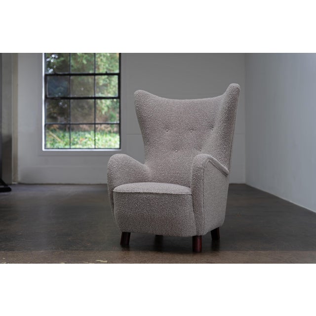 Mogens Lassen Vintage Wingback Chair in Bouclé Fabric from Mogens Lassen, Denmark, 1950s For Sale - Image 4 of 12