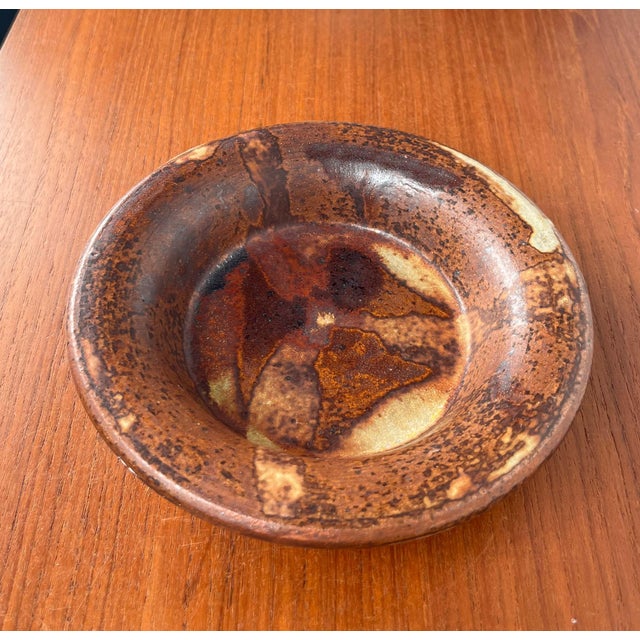 Beige Mid-Century Modern Danish Studio Pottery Bowl from Visby, Denmark, 1960s For Sale - Image 8 of 16