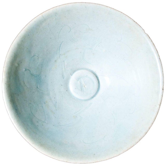 Antique Chinese Sung Period Porcelain Circular Bowl For Sale - Image 5 of 5
