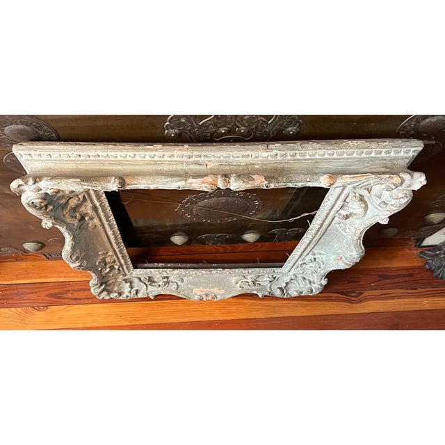 Antique 18th Century French Louis XVI Gray Painted Carved Wood Picture Frame For Sale - Image 11 of 13