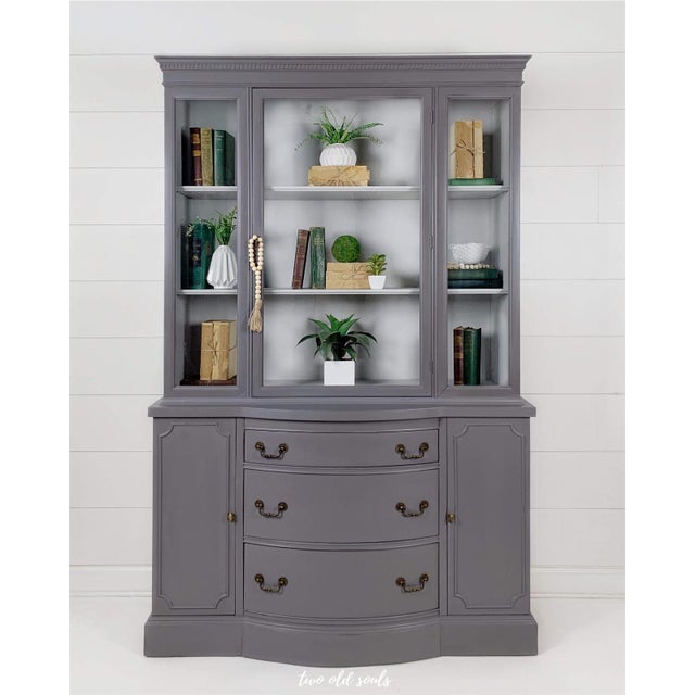 1960s Transitional Grey Duncan Phyfe Dining Room China Cabinet
