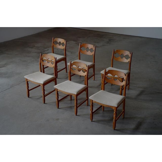 Razor Blade Dining Chairs by Henning Kjaernulf- Denmark 1960s, Set of 6 For Sale - Image 4 of 11