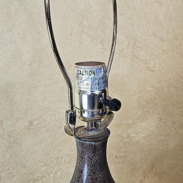 Vintage Ornate Resin Table Lamp – Traditional / Hollywood Regency Style For Sale In Washington DC - Image 6 of 18