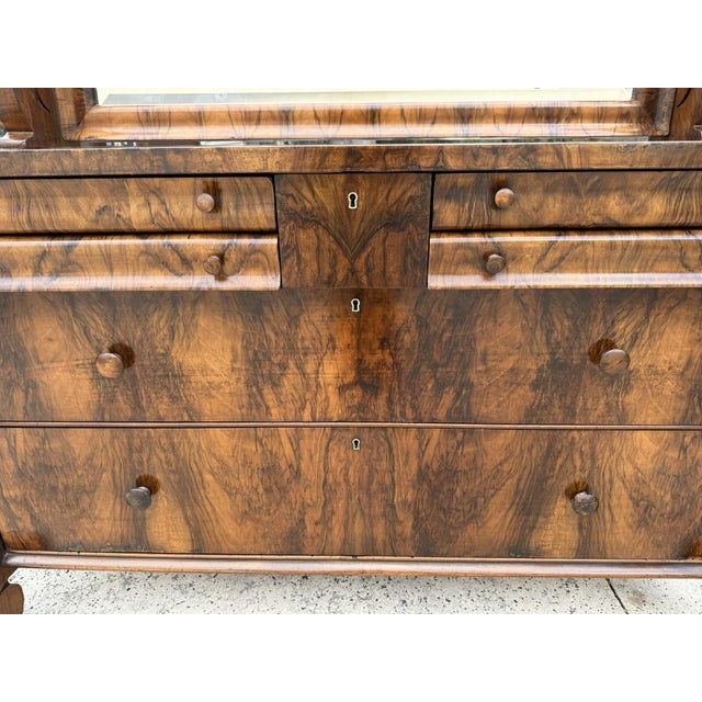 Brown 19th-Century American Empire / Grecian Plain Style Two-Piece Dressing Suite, C. 1840 For Sale - Image 8 of 17