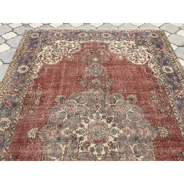 Vintage Oushak Cream Wool Rug For Sale - Image 4 of 9