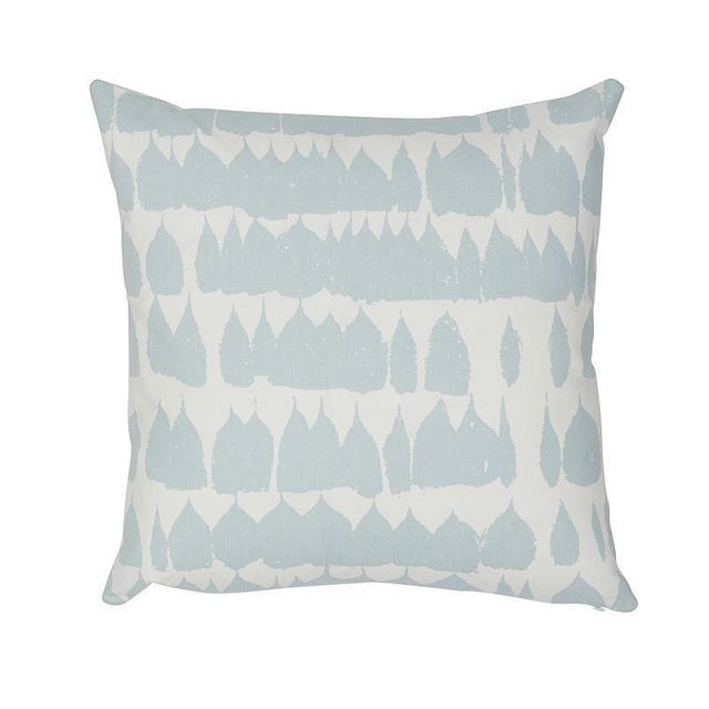 Schumacher Queen of Spain 20" Pillow in Sky For Sale In New York - Image 6 of 6
