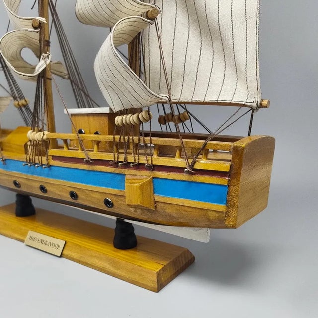 Wood Handmade HMS Endeavour Ship Model, England, 1970s For Sale - Image 7 of 8