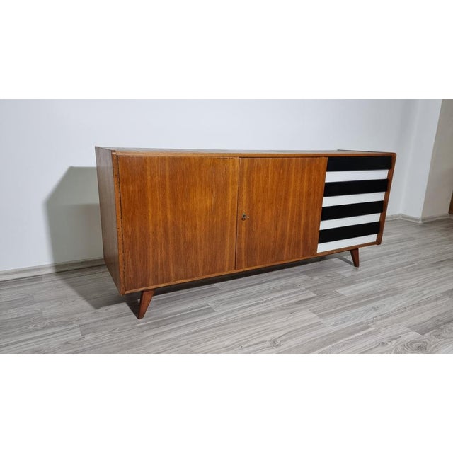 Sideboard attributed to Jiri Jiroutek for Interier Praha, 1960s For Sale - Image 4 of 18
