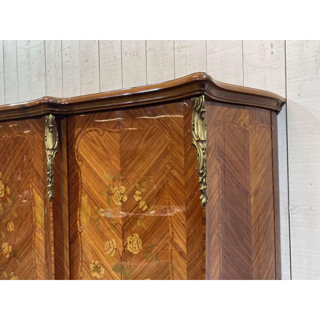 Louis XV 3-Door Wardrobe in Oak and Rosewood For Sale - Image 11 of 13
