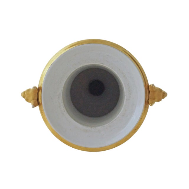 KPM Berlin Armorial Vase Gilt Griffin Handles Coat of Arms Porcelain Vase Empire Style Wedding Gift Antique Heraldry For Sale In Philadelphia - Image 6 of 7