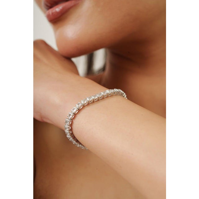 8.65 Carat White Topaz Gemstone Eternity Bracelet in 925 Sterling Silver For Sale - Image 4 of 10