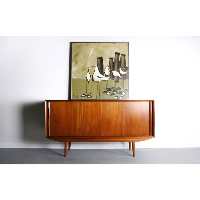 Versatile and eye catching. Perfect for any size space, big or quaint. Overall the piece is an 8.5 out of 10. With 50+...