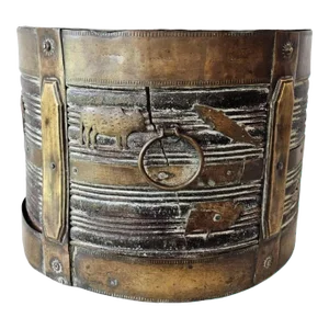 Early 19th Century British Colonial India Brass-Mounted Wood Bucket