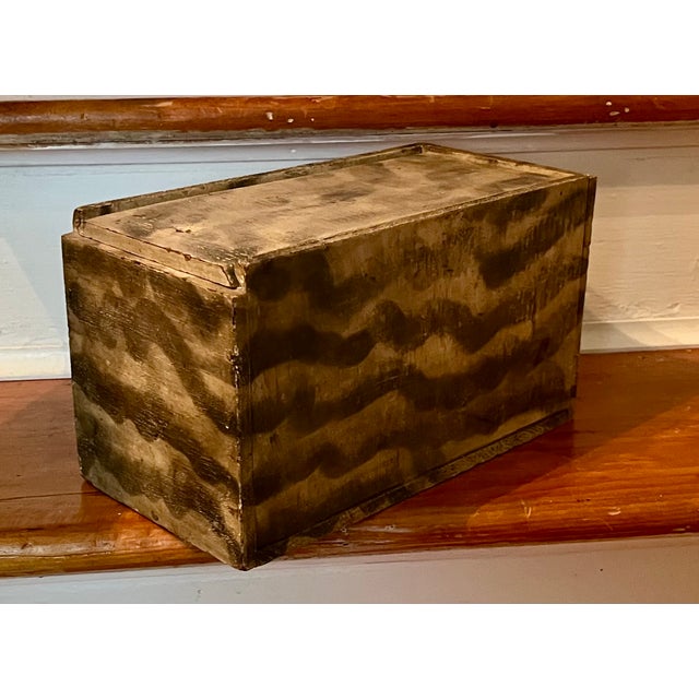 Antique 19th Century American Primitive Folk Art Paint Decorated Wood Candle Box With Smoke Pattern Design For Sale - Image 12 of 18